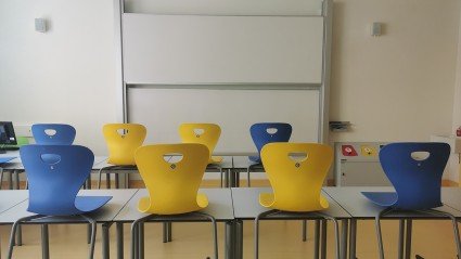 Onderwijsraad wil geen tijdelijke investeringen van de coalitiepartijen